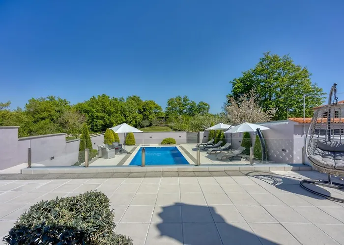 Dana Villa Divšići