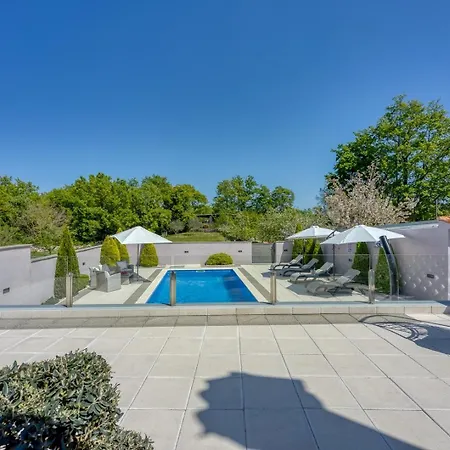 Dana Villa Divšići